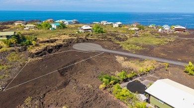 Beach Lot For Sale in Captain Cook, Hawaii