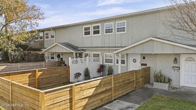 Beach Condo For Sale in Atlantic Beach, Florida