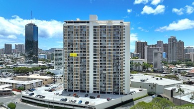 Beach Condo For Sale in Honolulu, Hawaii