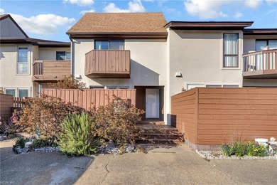 Beach Home For Sale in Hampton, Virginia