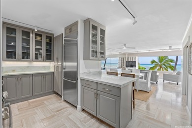 Beach Condo For Sale in Honolulu, Hawaii