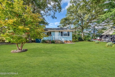 Beach Home Sale Pending in Bayville, New Jersey