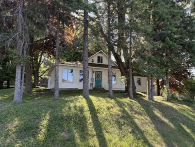 Beach Home For Sale in Onekama, Michigan