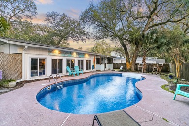 Beach Home For Sale in Isle of Palms, South Carolina