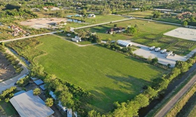 Beach Lot For Sale in Wellington, Florida