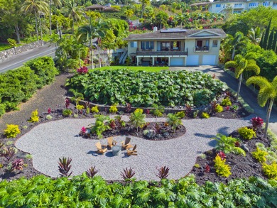Beach Home For Sale in Kailua Kona, Hawaii