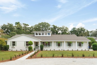 Beach Home For Sale in Mount Pleasant, South Carolina