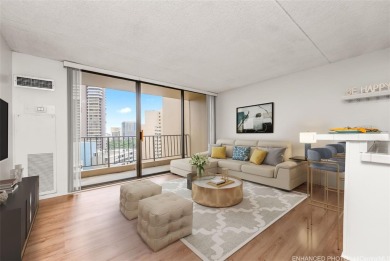 Beach Condo For Sale in Honolulu, Hawaii