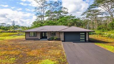 Home For Sale in Keaau image photo picture