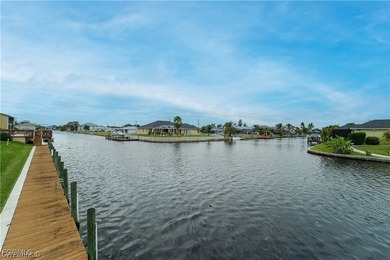 Beach Condo For Sale in Cape Coral, Florida