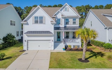 Beach Home For Sale in Mount Pleasant, South Carolina