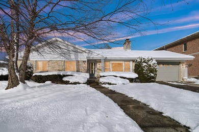 Beach Home For Sale in Skokie, Illinois