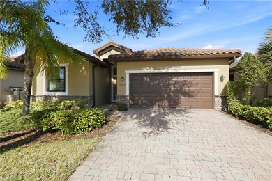 Beach Home For Sale in Fort Myers, Florida