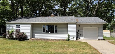 Beach Home For Sale in Muskegon, Michigan
