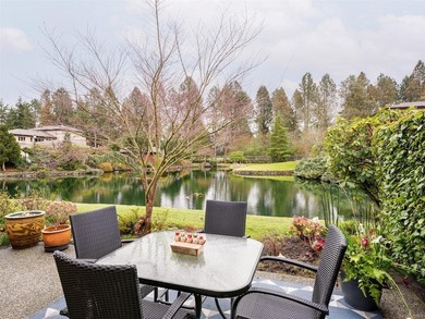 Beach Townhome/Townhouse For Sale in Oak Bay, British Columbia