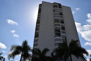 Beach Condo For Sale in West Palm Beach, Florida