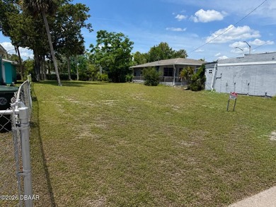 Beach Lot For Sale in Daytona Beach, Florida