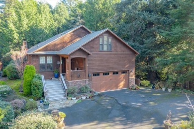 Beach Home For Sale in Depoe Bay, Oregon