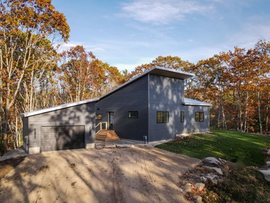 Beach Home For Sale in Biddeford, Maine