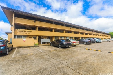 Beach Condo For Sale in Aiea, Hawaii