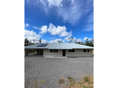 Beach Home For Sale in Mountain View, Hawaii