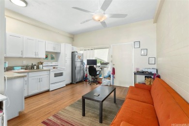 Beach Condo For Sale in Honolulu, Hawaii