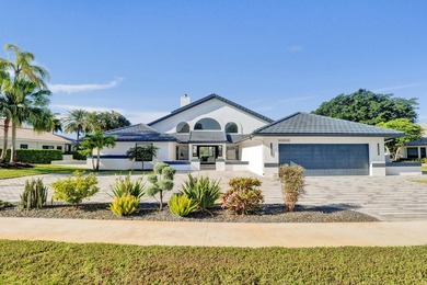 Beach Home For Sale in Boca Raton, Florida
