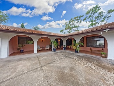 Beach Home For Sale in Ocean View, Hawaii