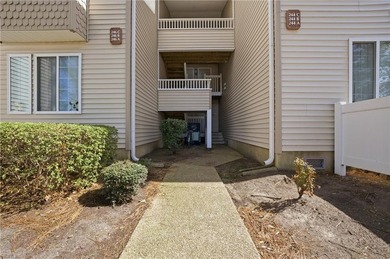 Beach Condo For Sale in Hampton, Virginia