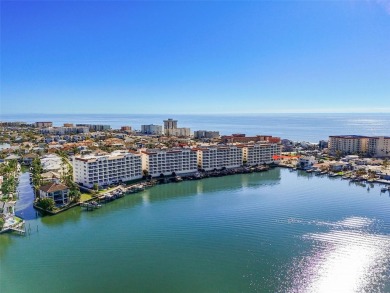 Beach Condo For Sale in Redington Shores, Florida