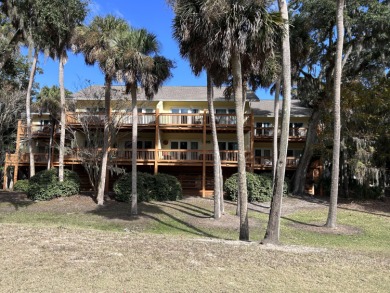 Beach Home For Sale in Edisto Island, South Carolina