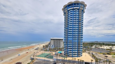 Beach Condo For Sale in Daytona Beach Shores, Florida