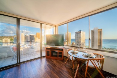 Beach Condo For Sale in Honolulu, Hawaii