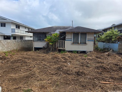 Beach Home For Sale in Hauula, Hawaii