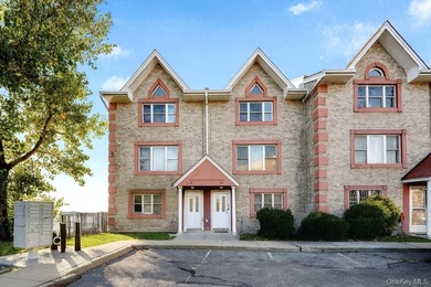 Beach Home Sale Pending in College Point, New York