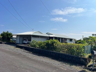 Beach Home For Sale in Hilo, Hawaii