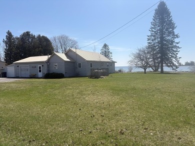 Beach Home For Sale in Naubinway, Michigan