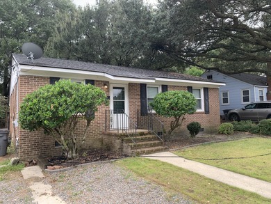 Beach Home Active Under Contract in North Charleston, South Carolina