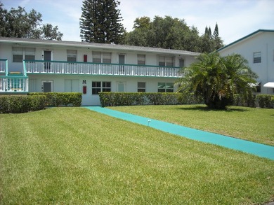 Beach Condo For Sale in West Palm Beach, Florida