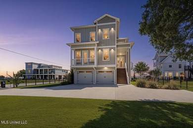 Beach Home For Sale in Biloxi, Mississippi