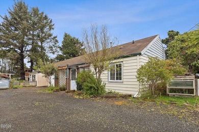 Beach Home For Sale in Lincoln City, Oregon