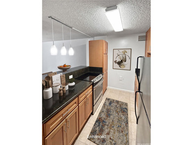 Beach Condo For Sale in Honolulu, Hawaii