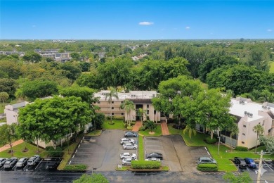 Beach Condo For Sale in Tamarac, Florida