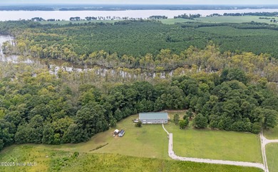 Beach Home For Sale in Hertford, North Carolina