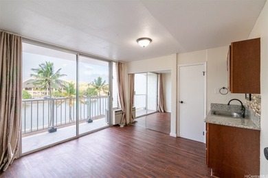 Beach Condo For Sale in Honolulu, Hawaii