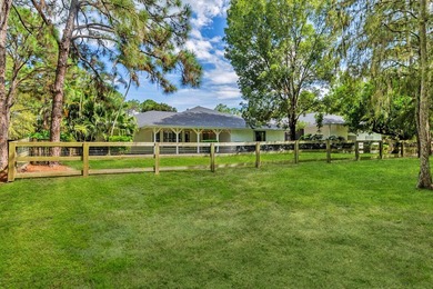 Beach Home For Sale in Palm Beach Gardens, Florida