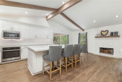 Beach Home For Sale in Palm Beach Gardens, Florida