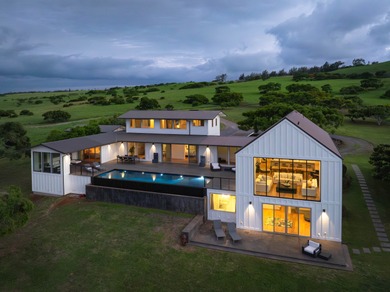 Beach Home For Sale in Hawi, Hawaii