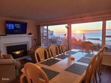 Beach Condo For Sale in Lincoln City, Oregon