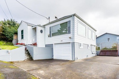 Beach Home For Sale in Lincoln City, Oregon